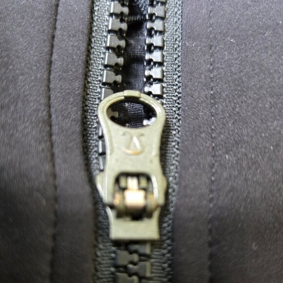 Lululemon Jacket Womens Size 4 Black Gray Baseball Stitching Var-City Bomber - Picture 4 of 7